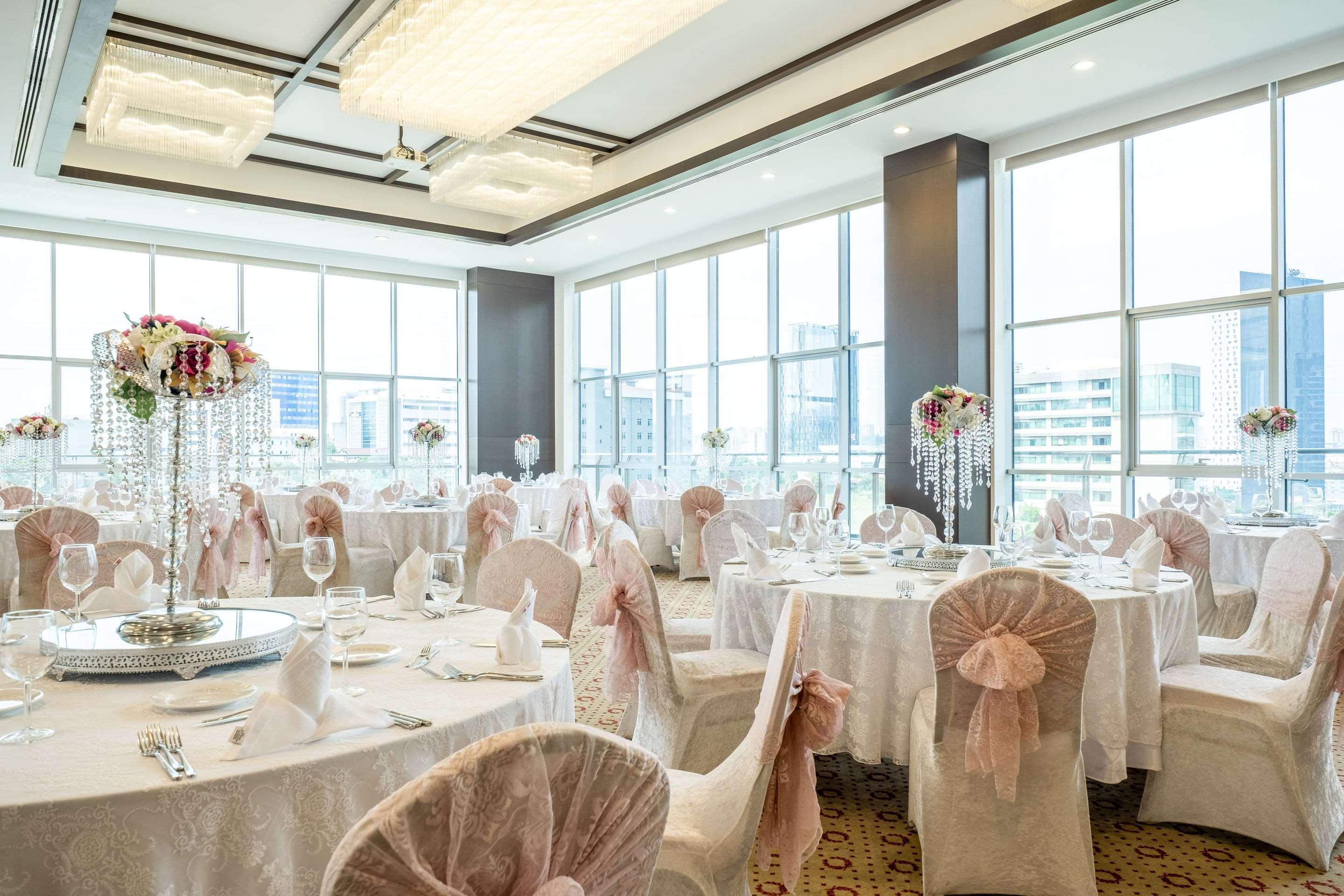 Clarion Hotel Istanbul Mahmutbey Exterior photo